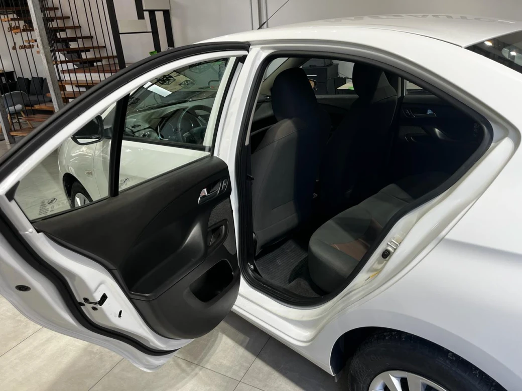 imagen 0 de vehiculo con id 2120